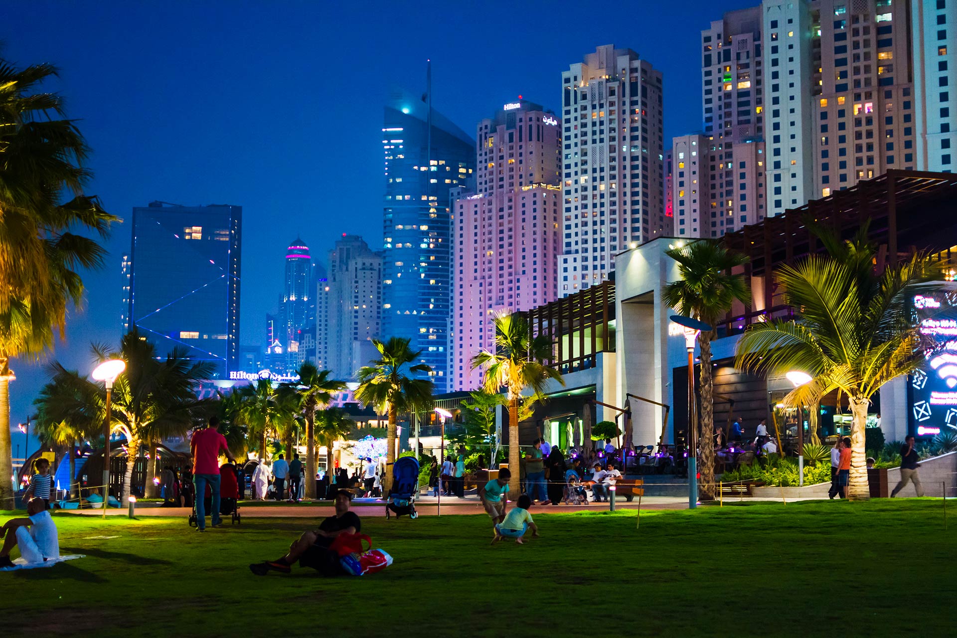 Jumeirah Beach Residence Walk Dubai 